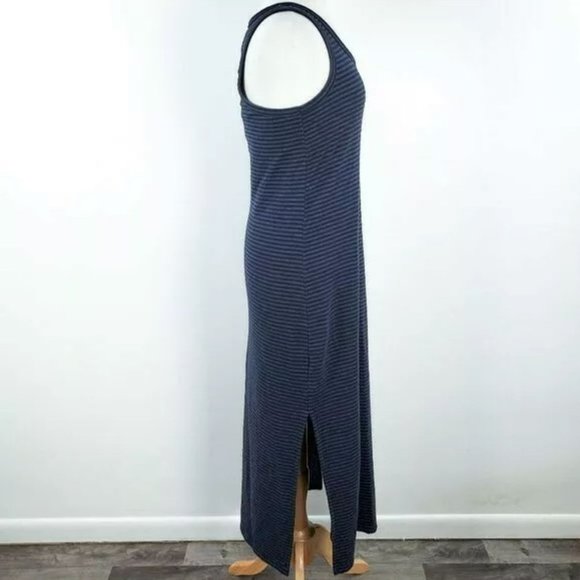 - Paraphrase Sleeveless Striped Maxi Dress Size Small - Picture 2 of 9